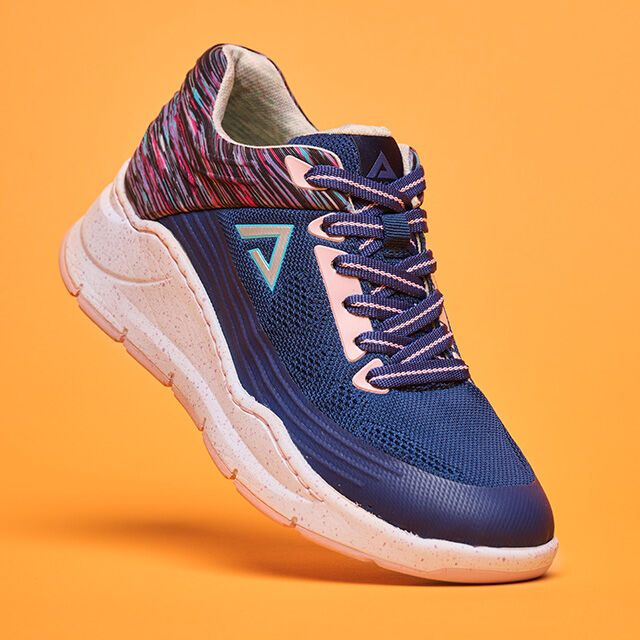 Nurse mate tennis shoes new arrivals